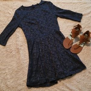 NEW! Victoria’s Secret NAVY BLUE KEYHOLE BACK LACE DRESS